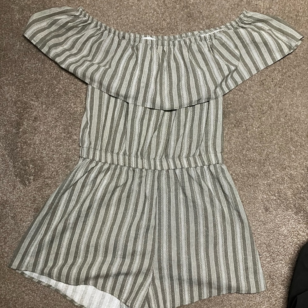 Haute Monde Striped Off-Shoulder Romper